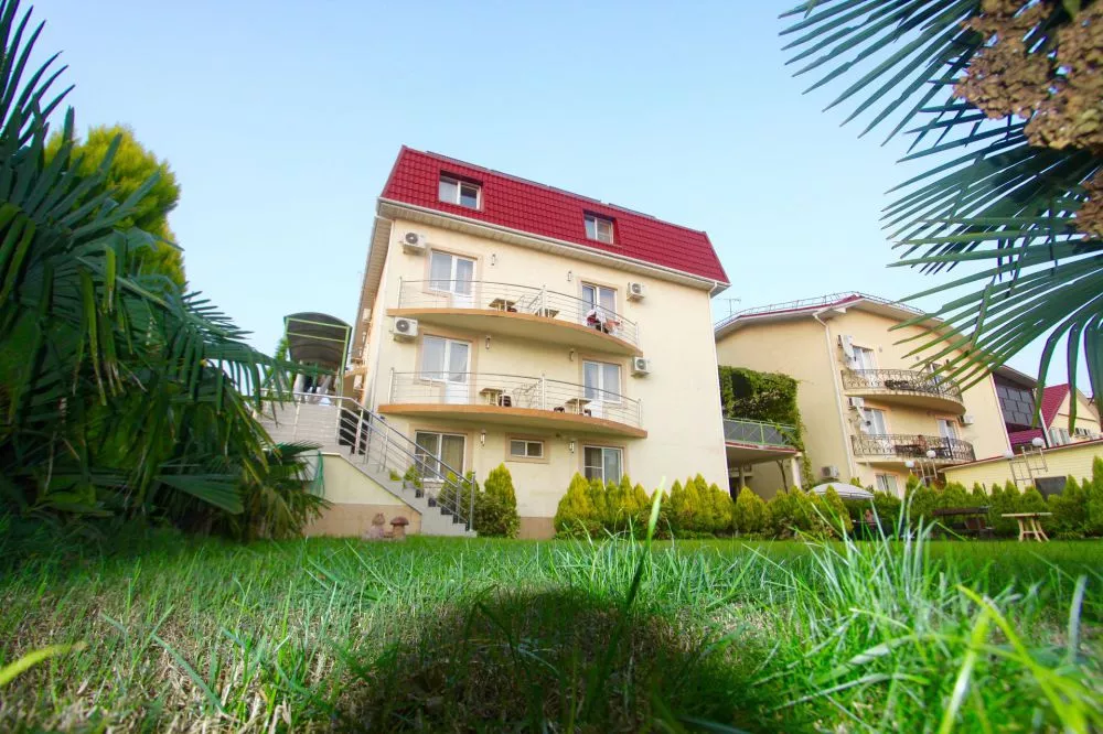 . Гостевой дом "Наш дом". Адлер