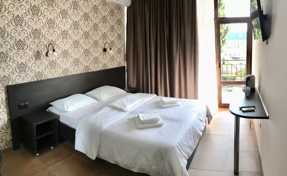 2 местный номер с балконом с видом на море. Гостевой дом София - Лазаревское. Лазаревское