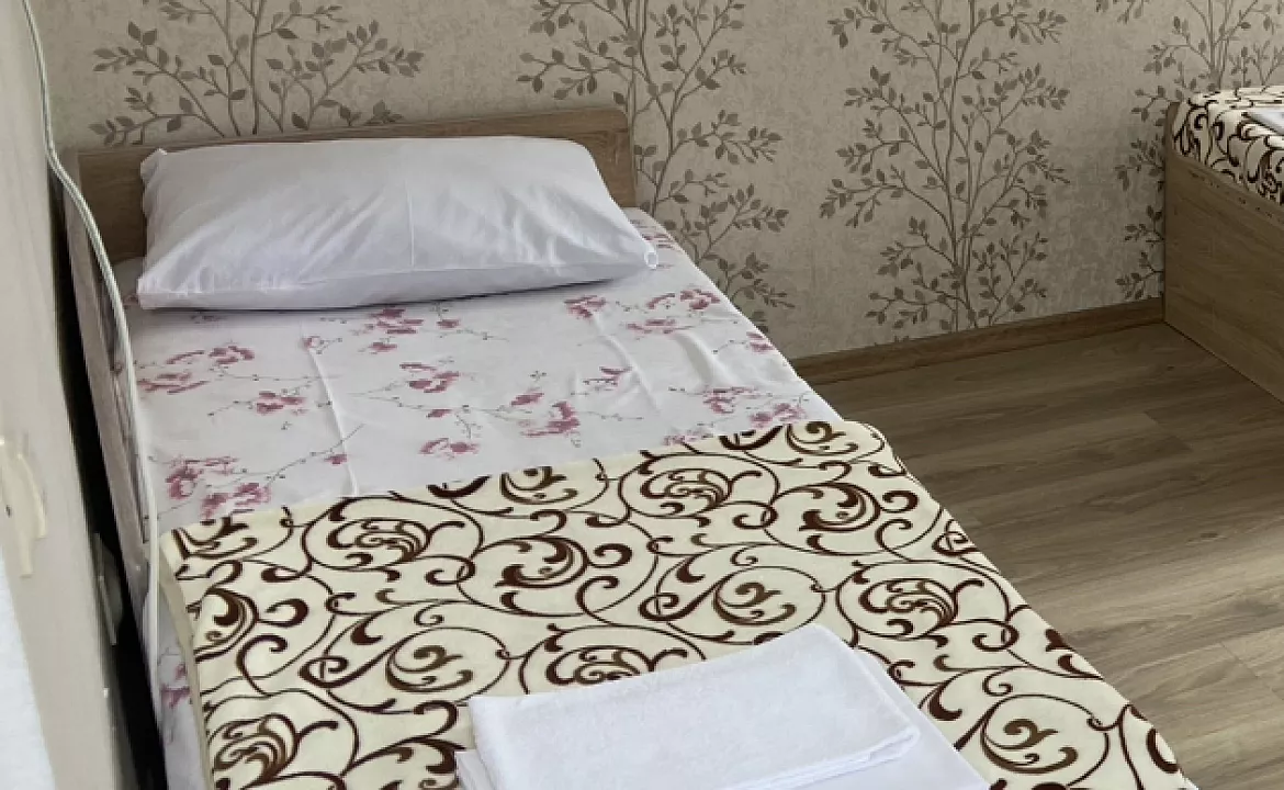 4-х местный номер. Гостевой дом Надежда в Гаграх. Гагра