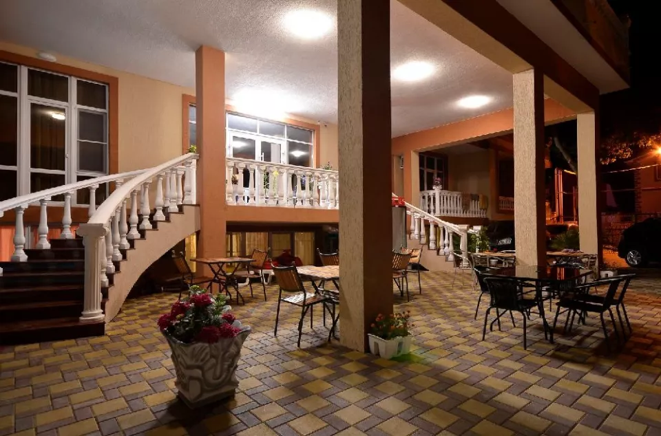 . Отель "Невский". Дивноморское