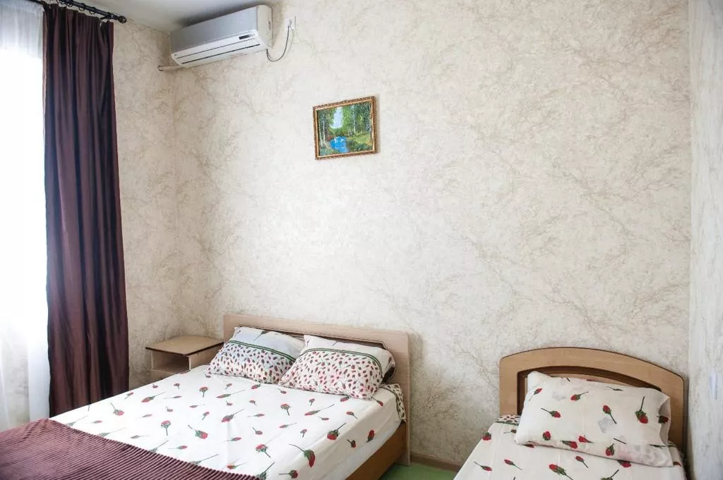 Стандарт трехместный. Гостевой дом «Каравелла». Лермонтово Стандарт трехместный. Гостевой дом «Каравелла». Лермонтово