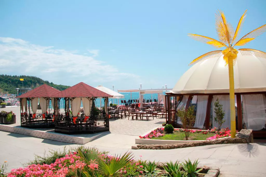 . Гостевой комплекс Оздоровительный "Орбита"    . Ольгинка