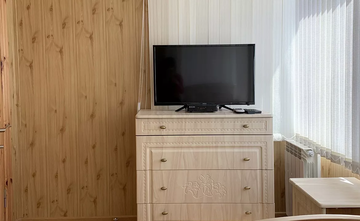 Семейный двухкомнатный номер с кухней и верандой. Гостевой комплекс "Буэнос Диас". Совет-Квадже