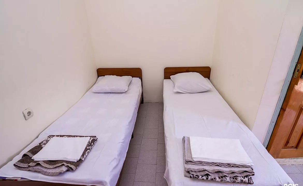  Двухместный «Эконом» улучшенный. Отель "Гермес" . Вардане