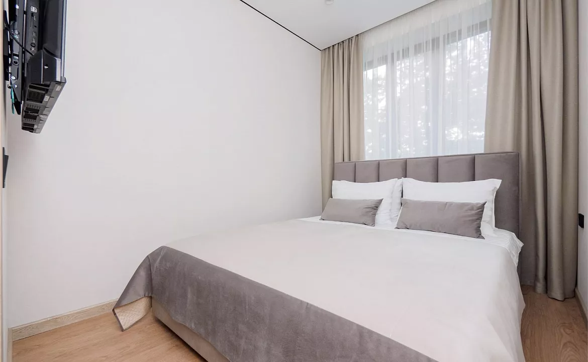 Апартамент с балконом. Апарт-отель "Регул". Красная Поляна