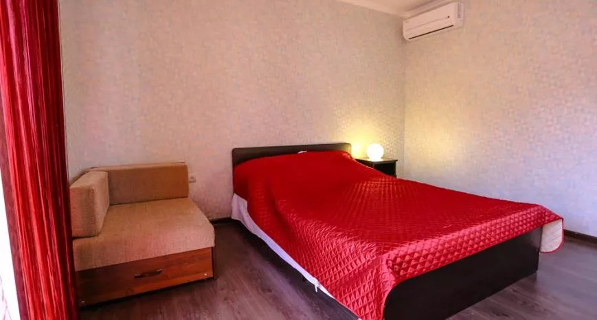 . Частный гостевой дом У Николаевны. Геленджик