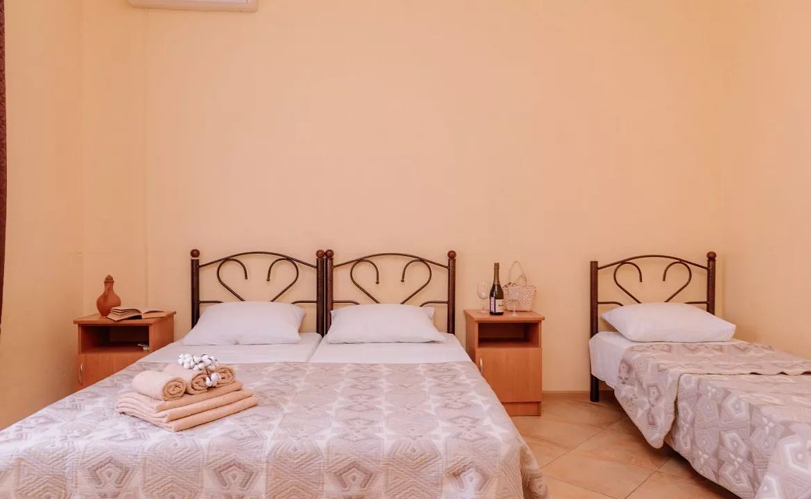 Стандарт с балконом. Гостевой дом "София" - Лазаревское. Лазаревское