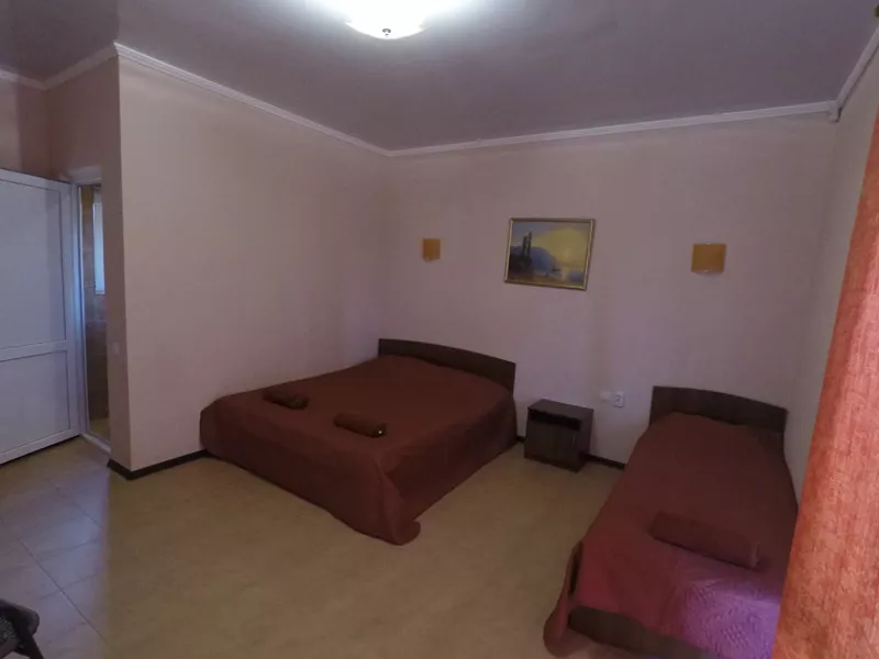 3-МЕСТНЫЙ НОМЕР. Гостевой дом "Pallada". Саки