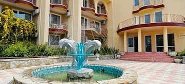 Отель Крымский