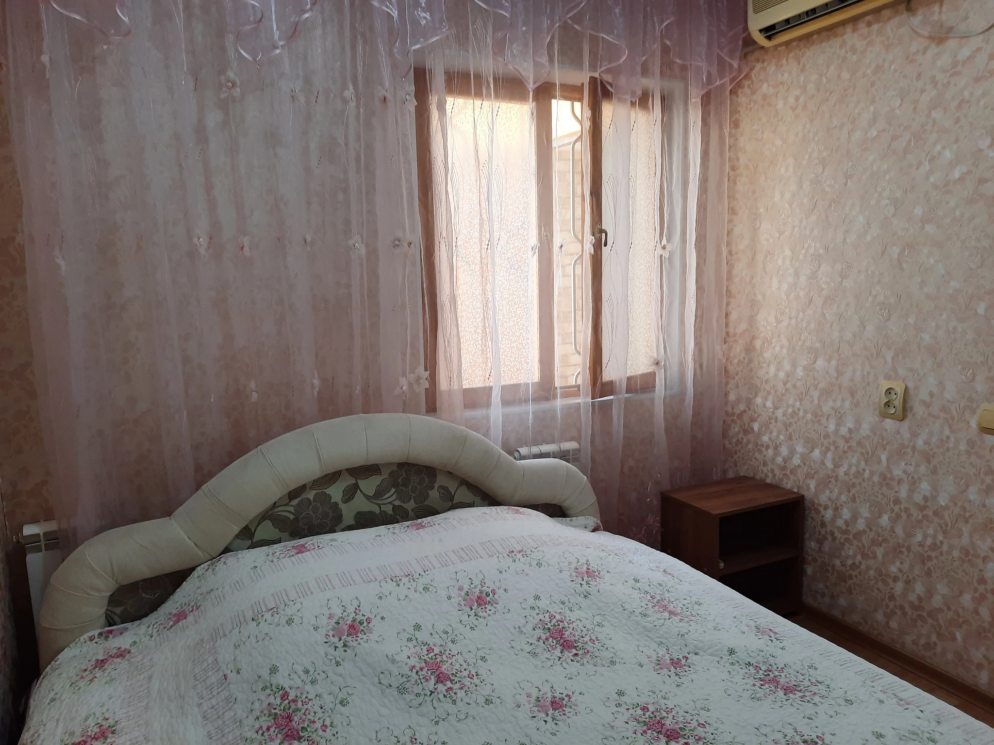 . Частный сектор Двухкомнатная квартира. Алушта