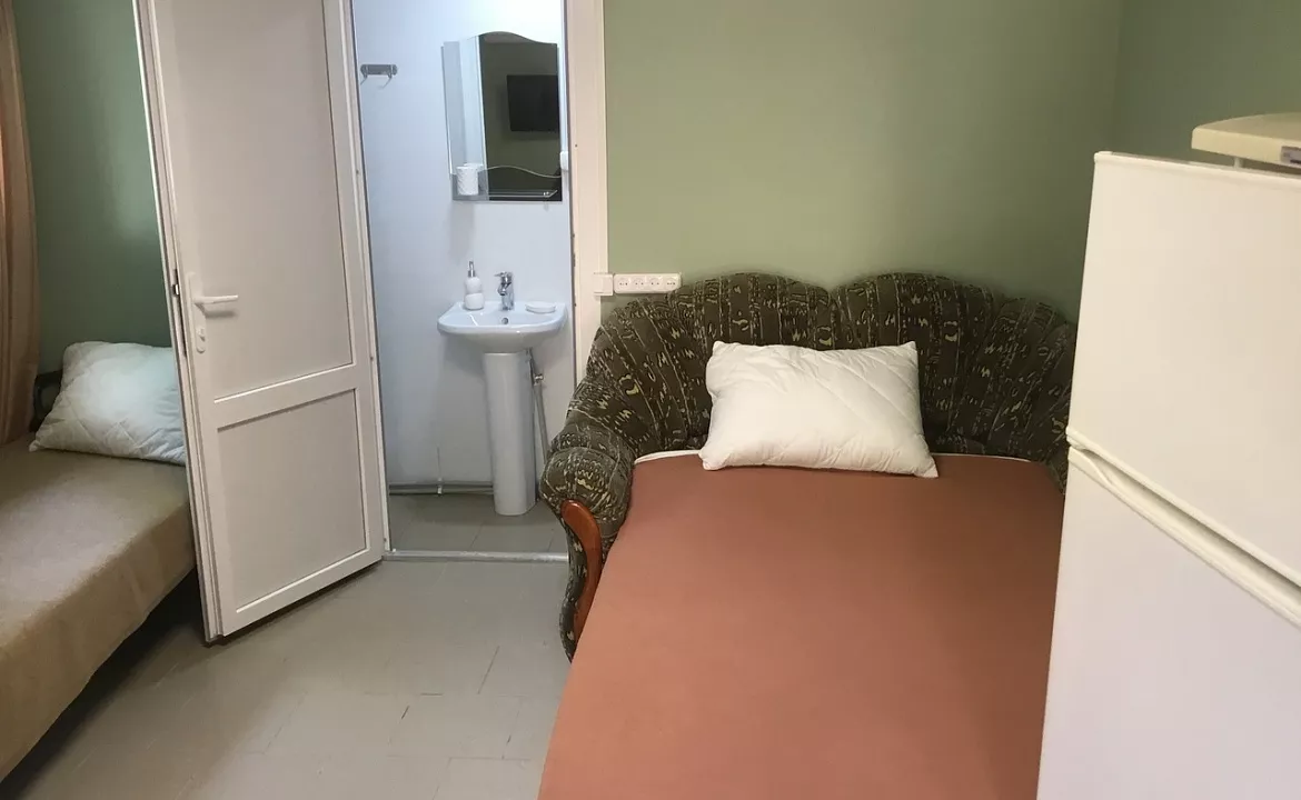 Номер для 4-5 человек. Гостевой дом «Лазурное». Лазурное