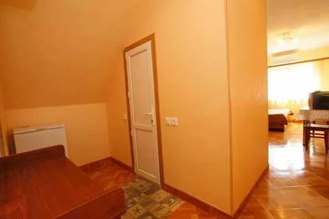 3 местный на 4 этаже. Гостевой дом "Амар". Лазаревское