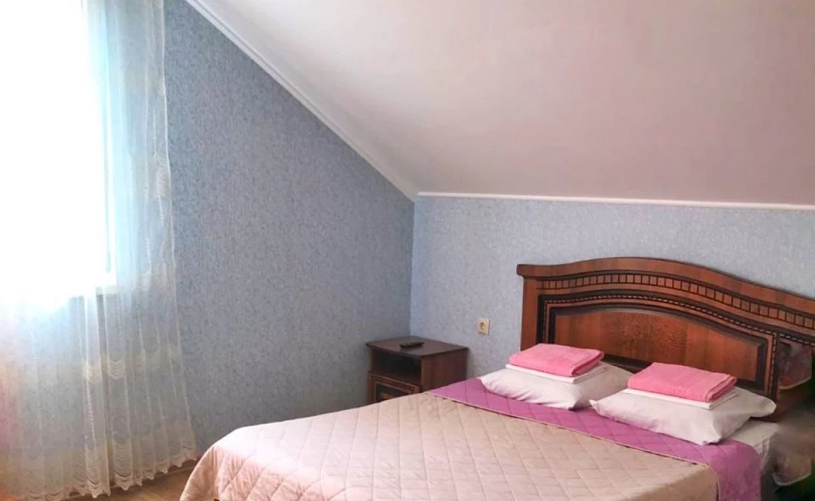 СТАНДАРТ 3-Х МЕСТНЫЙ. Гостевой дом ВАРДАНЕ. Вардане