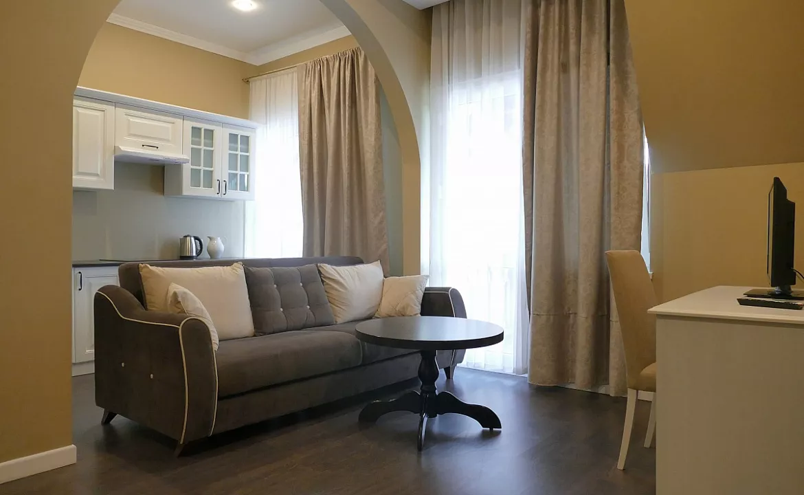 Апартаменты с одной спальней. Отель «Абаата». Гагра