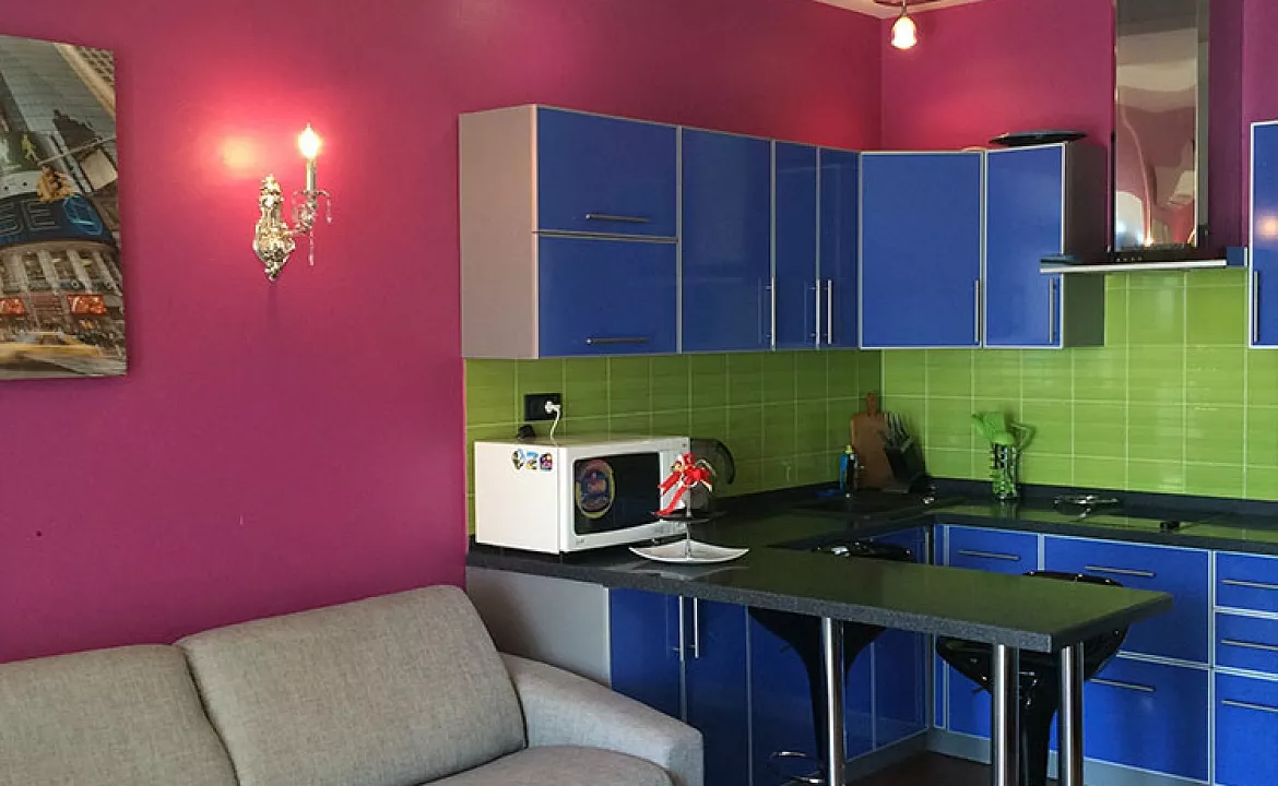 Семейный Люкс на первой линии. Квартира в многоквартирном доме Аппартаменты «Премьера». Чайка