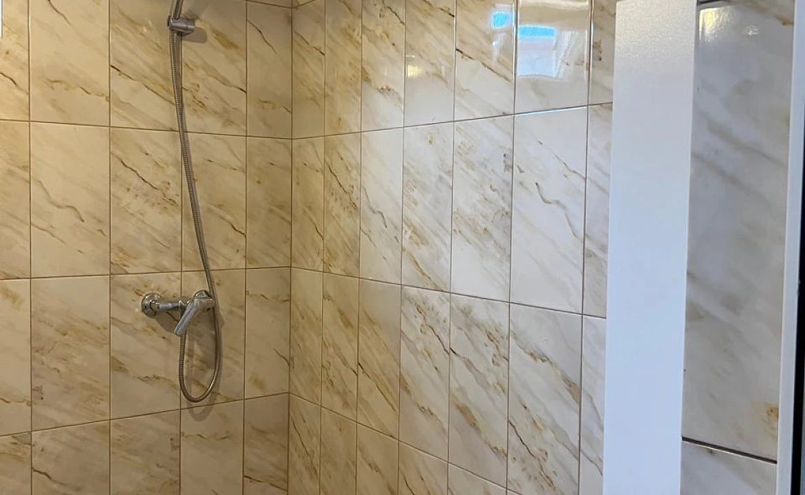 Двухкомнатный номер. Гостевой дом Виктория . Гудаута