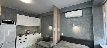 Квартира в многоквартирном доме Студия с панорамными окнами на первой береговой линии