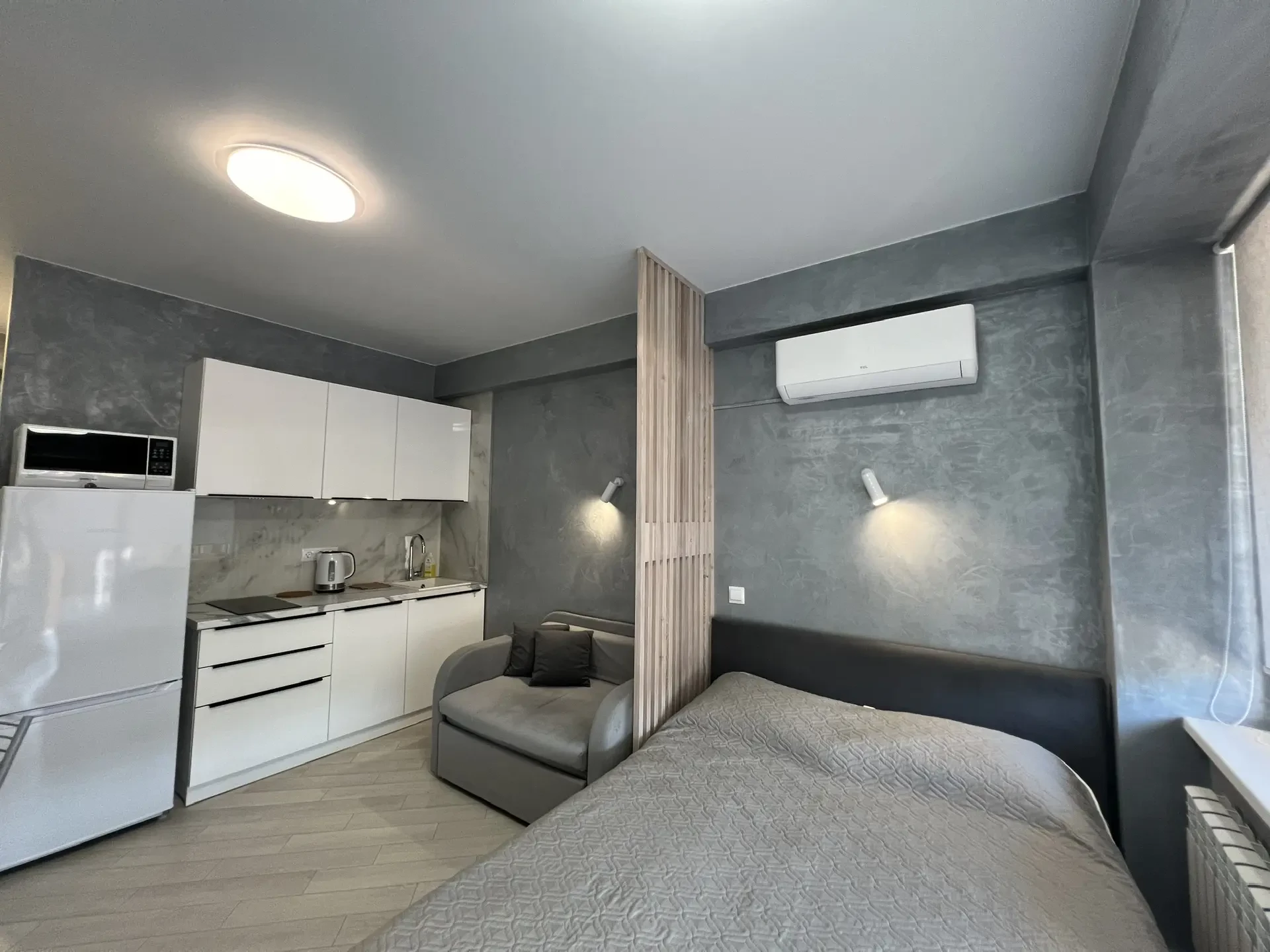 . Квартира в многоквартирном доме Студия с панорамными окнами на первой береговой линии. Дагомыс