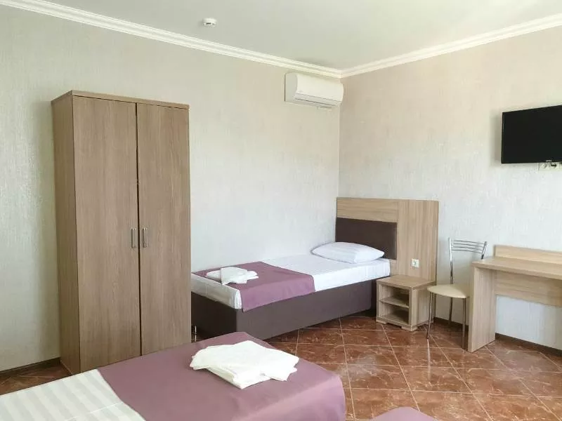 4х-местный. Гостевой дом "RODINA". Лоо