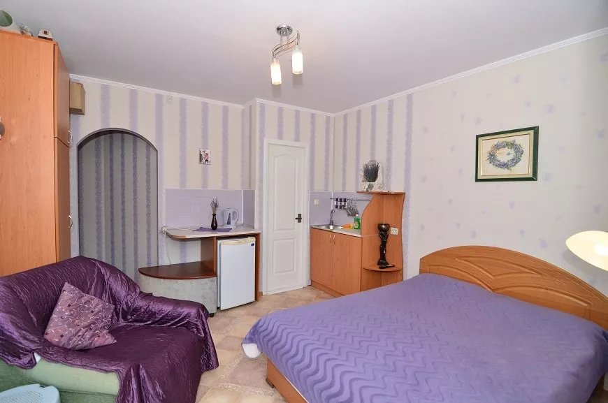 Полулюкс. Гостевой дом «Кипарис». Алушта Полулюкс. Гостевой дом «Кипарис». Алушта