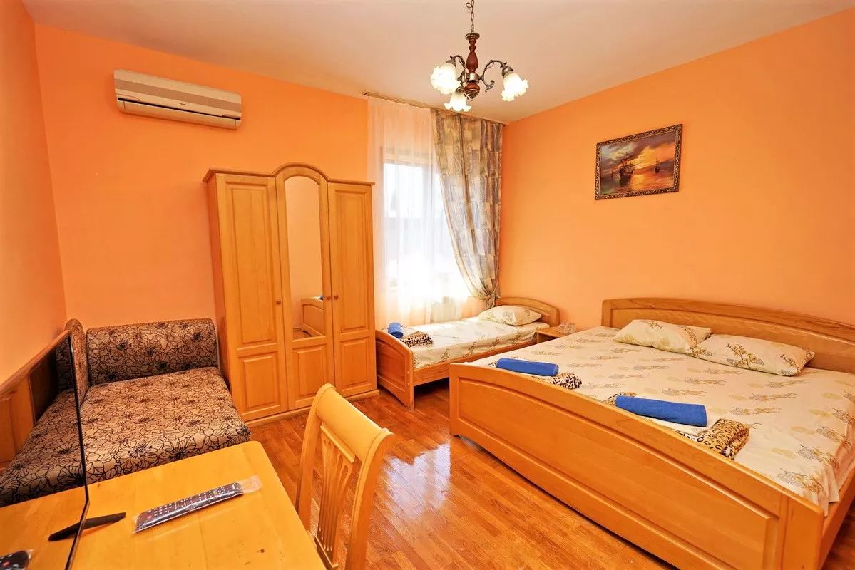 . Гостевой дом Атлантис. Лазаревское