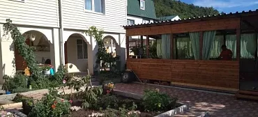 Частный сектор Набережная 4 в Небуге     