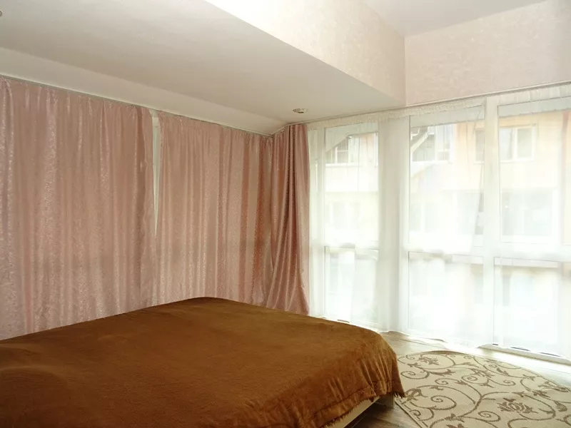 3х-комнатная квартира. Квартира в многоквартирном доме Кирова 125 кв 4". Адлер