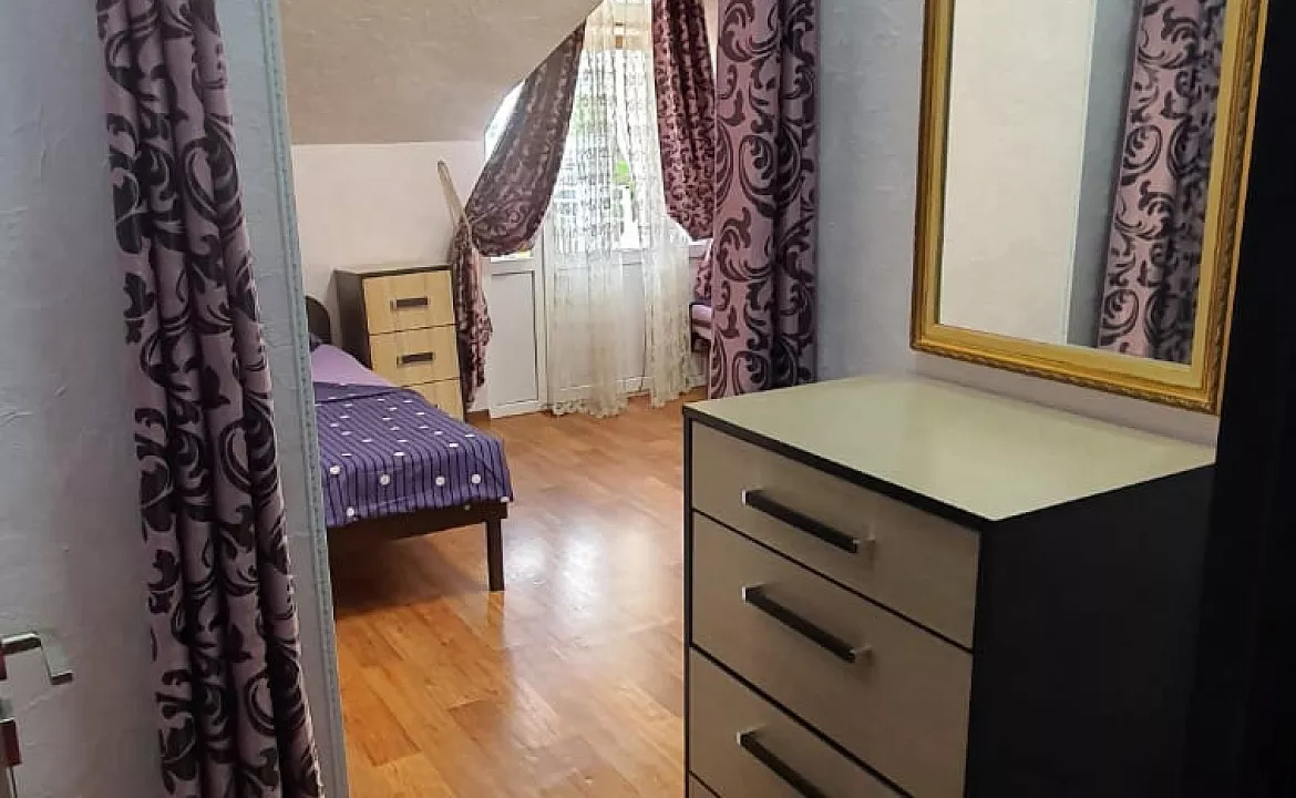 С удобствами на 2, 3, 4 и 5 человек. Гостевой дом ОРИОН. Ольгинка