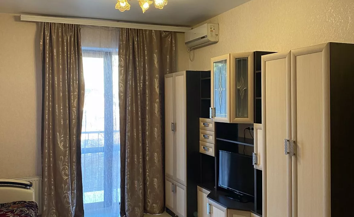 Квартира под ключ. Квартира в многоквартирном доме у моря на Луначарского 116. Геленджик