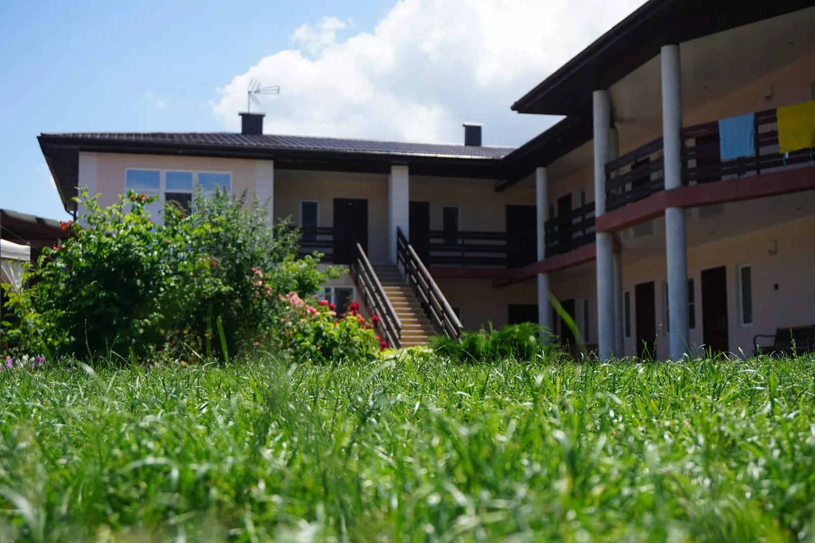 . Гостевой дом "Холидей". Кучугуры