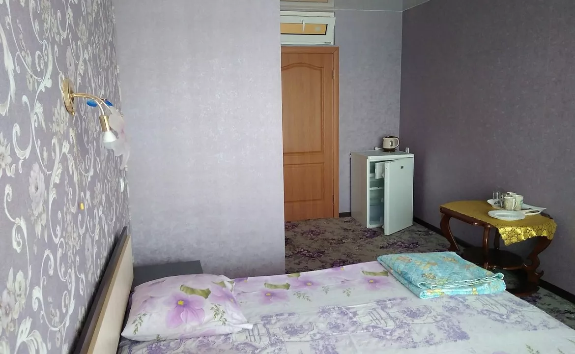 2-й этаж 6-й номер. Гостевой дом "Орджо и Море". Орджоникидзе