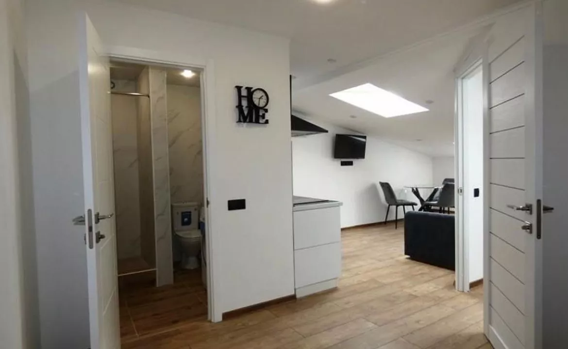 Квартира под ключ. Квартира в многоквартирном доме Апартаменты Цветочная. Адлер