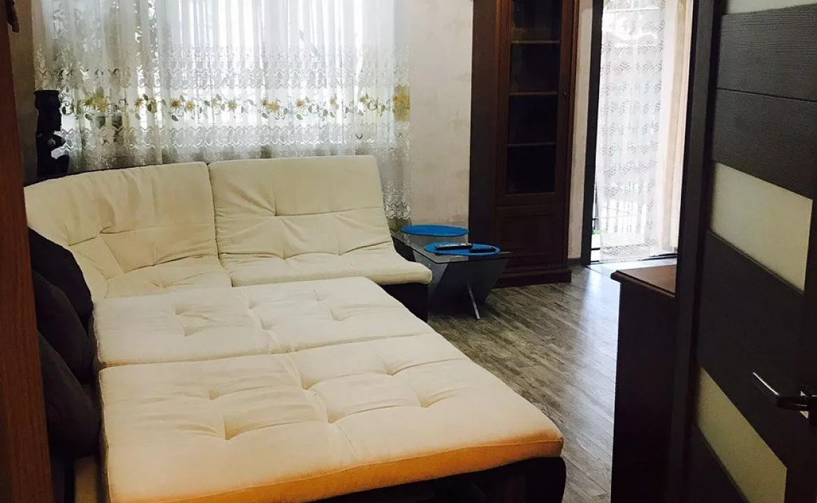 Двухкомнатные апартаменты. Квартира в многоквартирном доме Апартаменты "Кедр". Ялта Двухкомнатные апартаменты. Квартира в многоквартирном доме Апартаменты "Кедр". Ялта