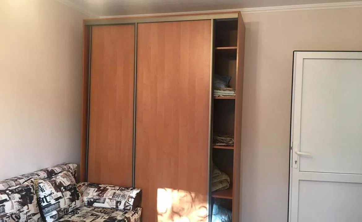 Однокомнатная квартира. Квартира в многоквартирном доме Однокомнатная квартира - Сухум. Сухум