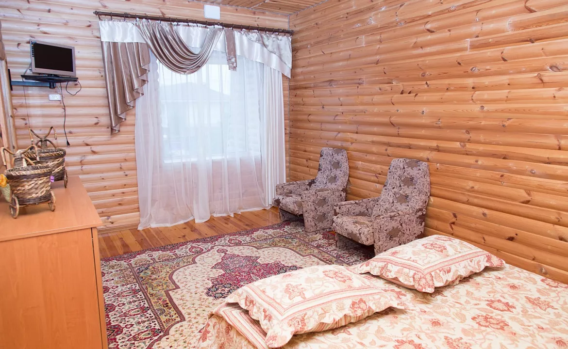 Номера Люкс. База отдыха "Альтернатива". Береговое