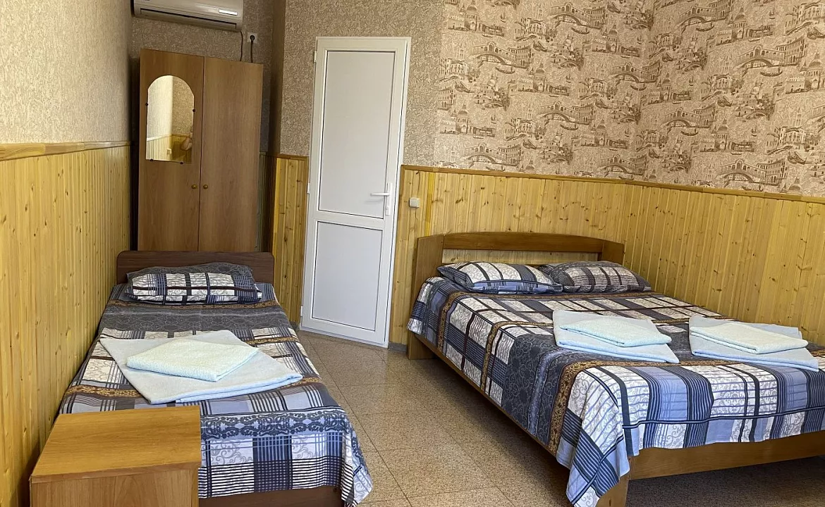 3-х местный номер. Гостевой дом "Бриз" - Цандрипш. Цандрипш