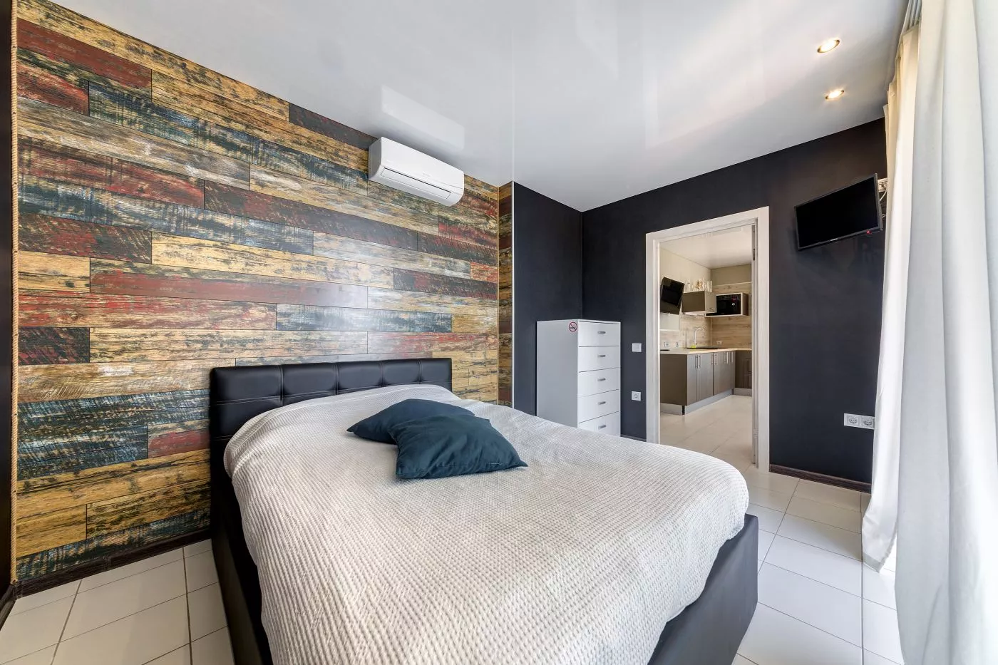 . Квартира в многоквартирном доме ПАНОРАМА & ГЕЛЕНДЖИК . Геленджик