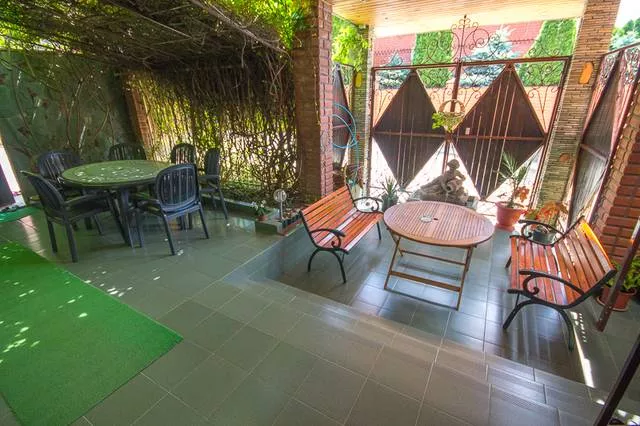 . Гостевой дом "Бетельгейзе". Криница