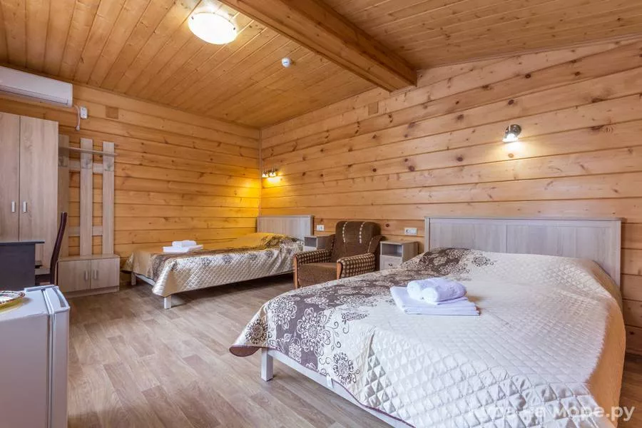 Четырехместный номер. Гостевой дом "Алфавит". Адлер Четырехместный номер. Гостевой дом "Алфавит". Адлер