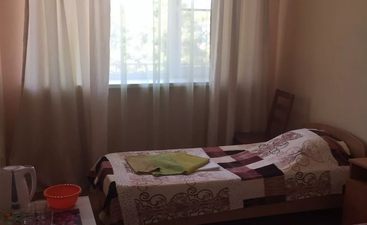 2-комнатный 4-местный номер с балконом,  2, 3 этаж. Гостиница Астерия. Ейск