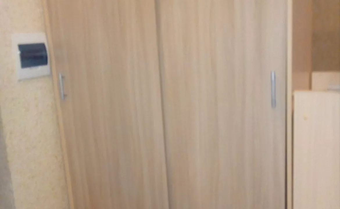 Двух комнатная квартира. Одна и двух комнатная квартира. Адлер Двух комнатная квартира. Одна и двух комнатная квартира. Адлер