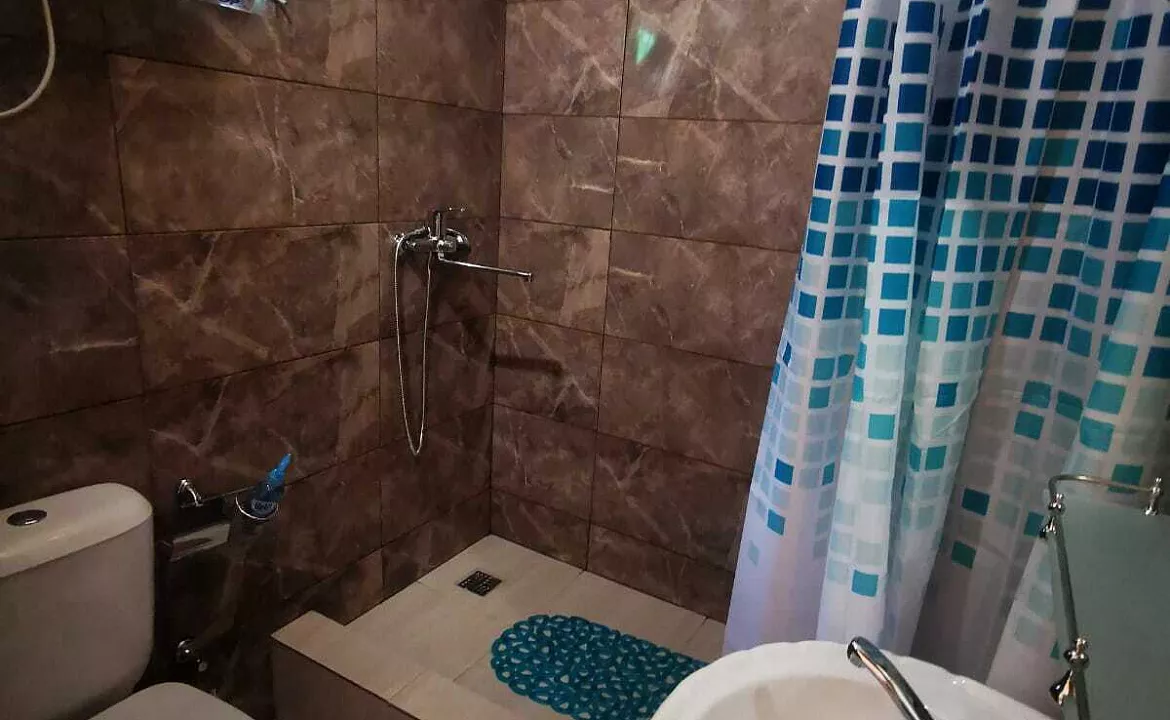 НОМЕР ЛЮКС В КОТТЕДЖЕ. Гостевой дом САДКО. Пицунда НОМЕР ЛЮКС В КОТТЕДЖЕ. Гостевой дом САДКО. Пицунда