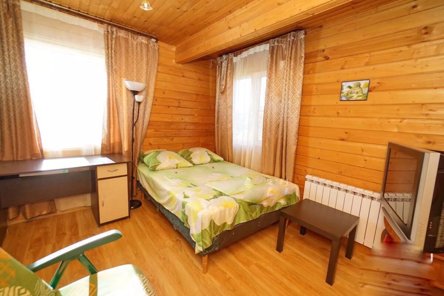 . Коттедж "Брусовый у Моря с бассейном". Макопсе