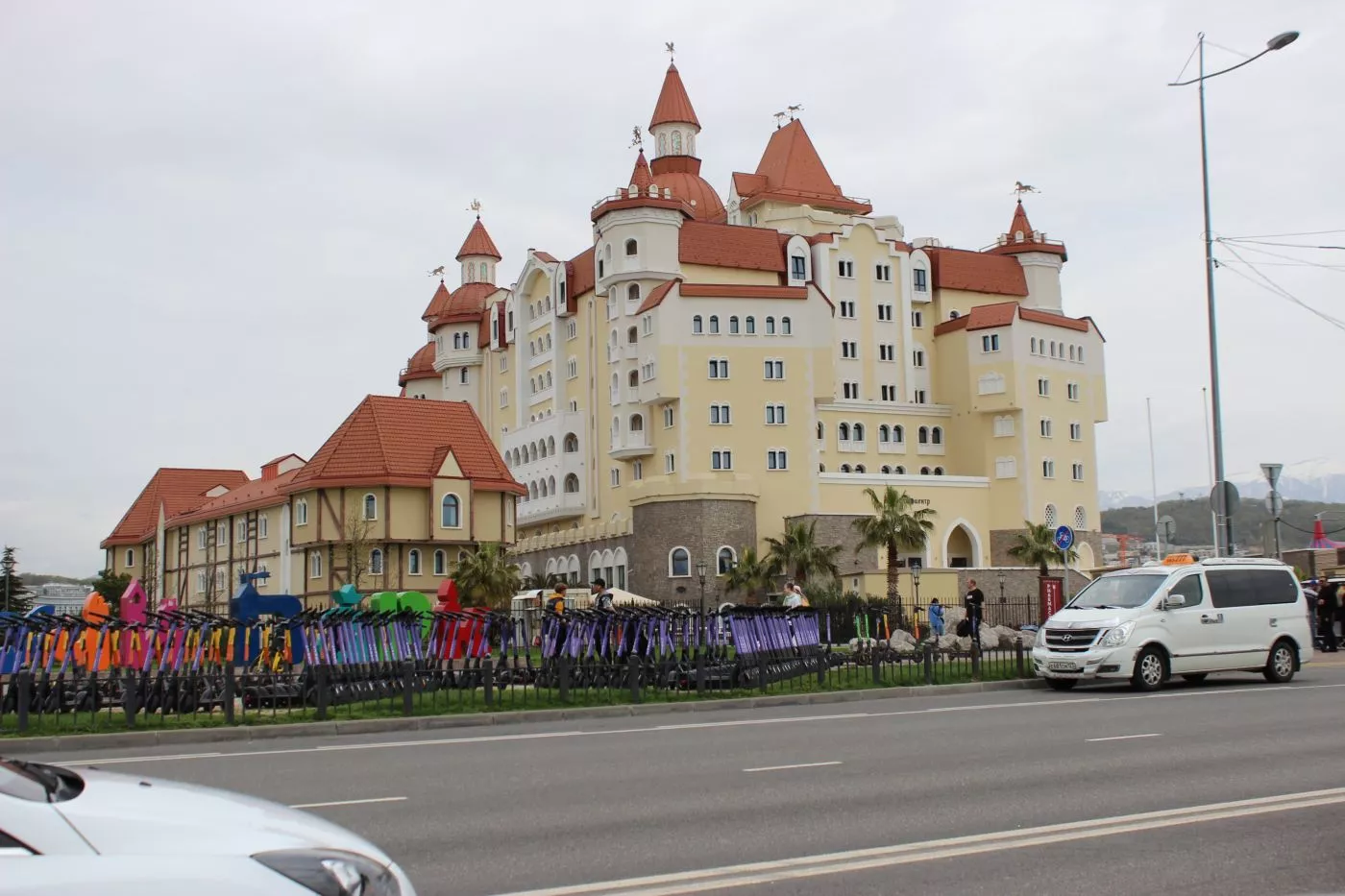 . Квартира в многоквартирном доме Для королей. Адлер