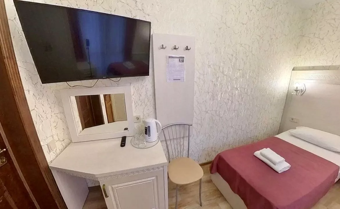 Стандарт двухместный. Гостевой дом «ГРИФ». Адлер