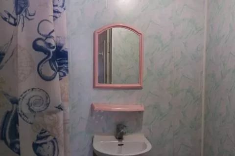 Два стандартных 4х местных с кухней на открытой террасе. Гостевой дом «Высотной 13». Голубицкая Два стандартных 4х местных с кухней на открытой террасе. Гостевой дом «Высотной 13». Голубицкая