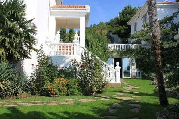 Дом для семейного отдыха. Отель Кайрос. Кореиз