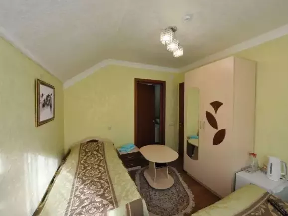 «Эконом» 2-х местный (Малый корпус). Гостиница «Кристалл». Домбай-гостиницы «Эконом» 2-х местный (Малый корпус). Гостиница «Кристалл». Домбай-гостиницы