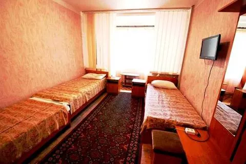 Эконом двухместный. Гостиница "Авангард". Ялта Эконом двухместный. Гостиница "Авангард". Ялта