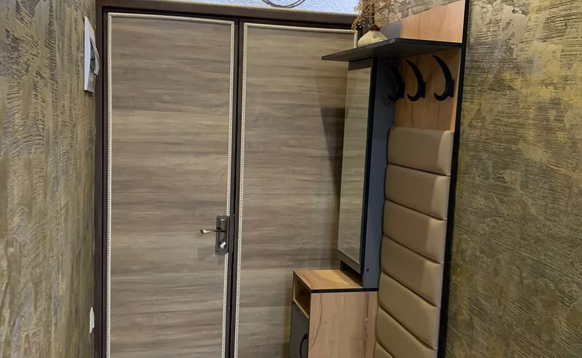 Апартаменты с кухней на два номера. Гостевой дом ЭЙВА. Пицунда